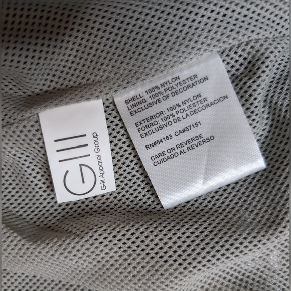 Officially Licensed Las Vegas Raiders Double-Coverage Full-Zip Hoodie - Picture 10 of 10